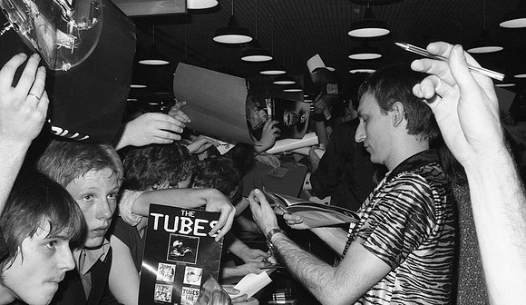 tube038