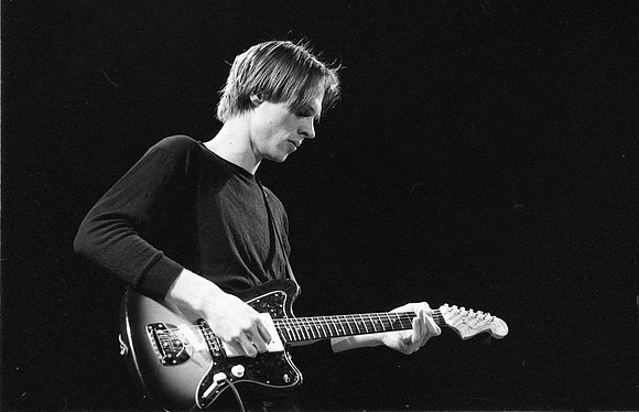 tele009