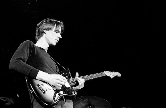 tele010