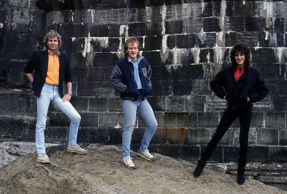 tyge band037