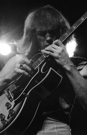 steve howe