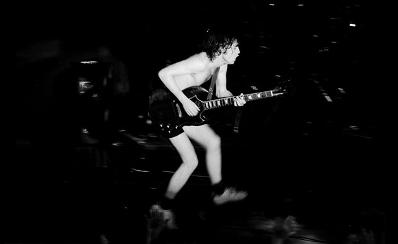 AC/DC